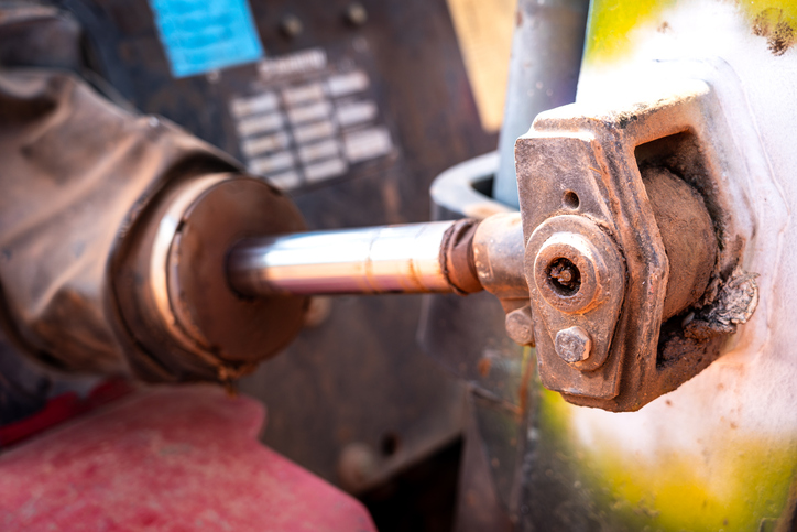 Hogyan birkóznak meg a hidraulikus hengerek a bonyolult telepítési környezetekkel?